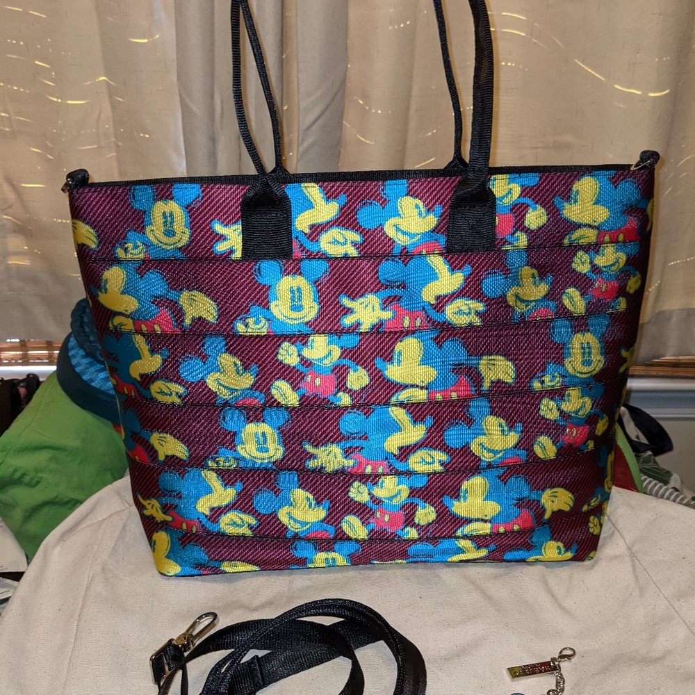 Harveys MCKY Medium Streamline Tote
